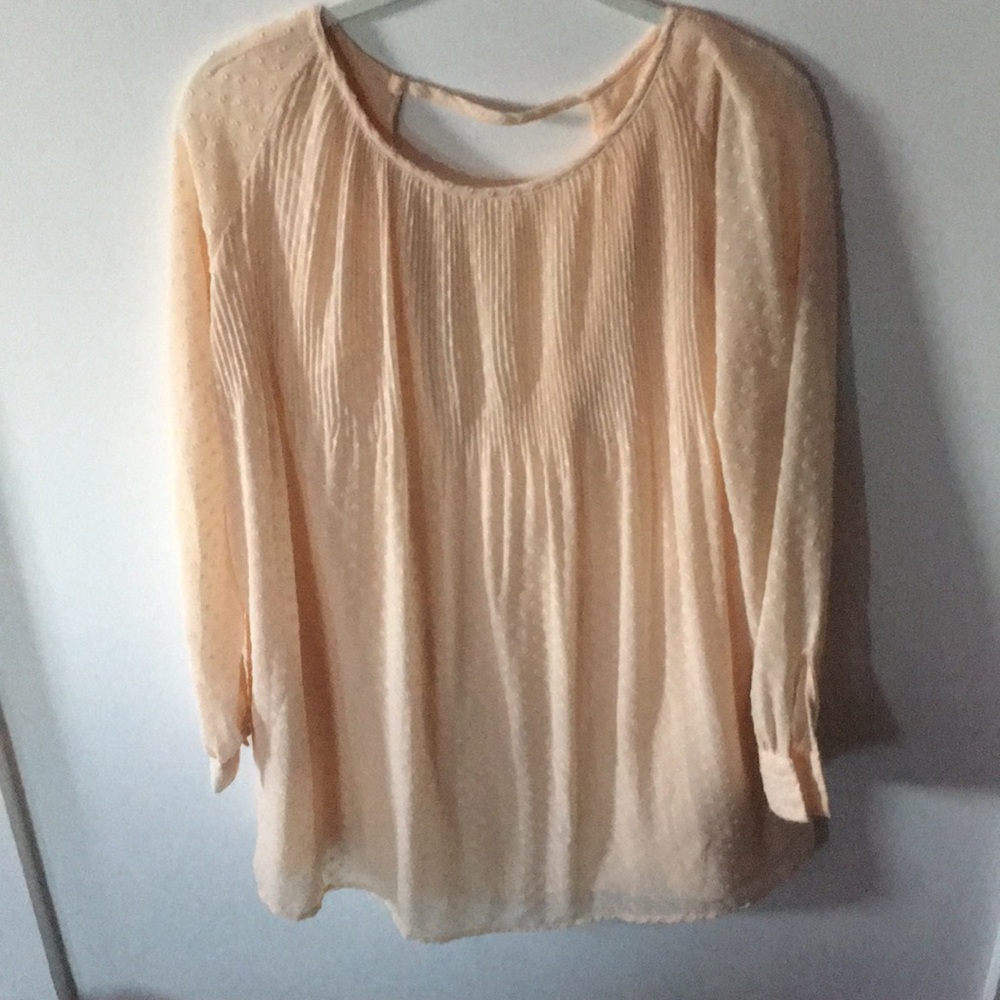 Light orange long sleeve dress w polka dot pattern